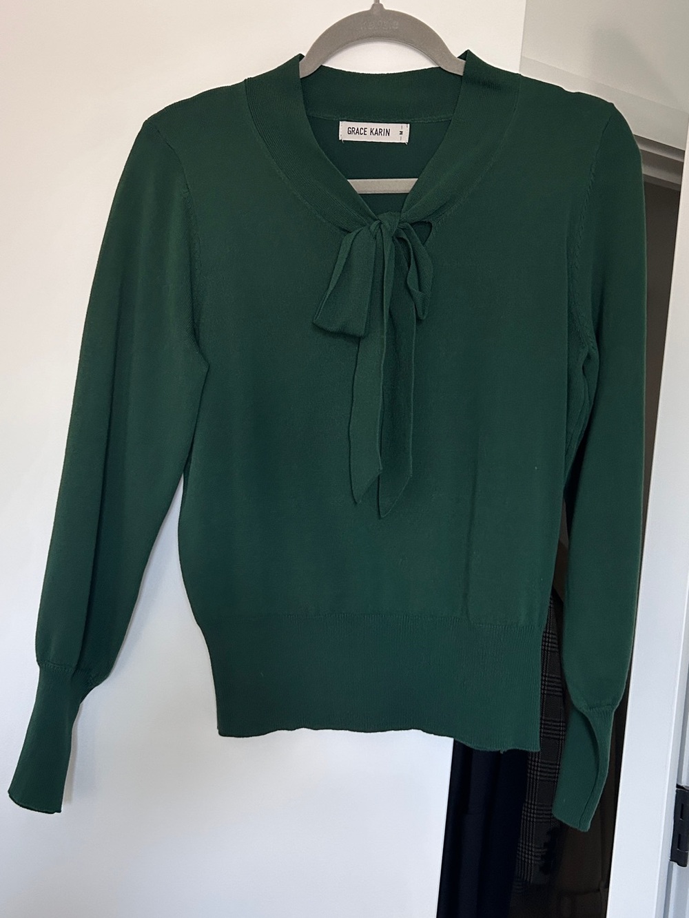 Grace Karin Dark Green Tie-Neck Sweater